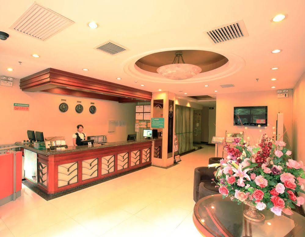 Greentree Inn Shanghai Dongming Road Subway Station Express Hotel Exterior photo